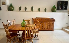 Auredo Apartment